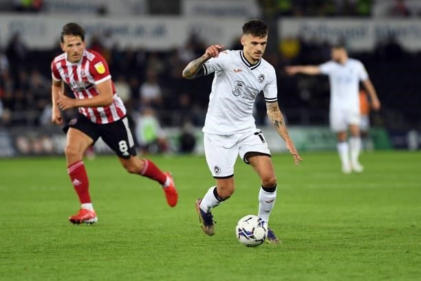 Jamie Paterson of Swansea City in action during the Sky Bet Championship match between Swansea City and Sheffield United at the Swansea.com Stadium...