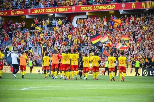 Team of Lens during the Ligue 1 Uber Eats match between Lens and Saint Etienne at Stade Bollaert-Delelis on August 15, 2021 in Lens, France.