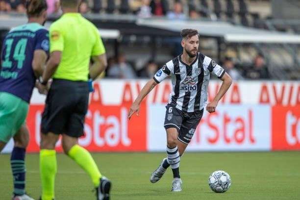 Orestis Kiomourtzoglou of Heracles Almelo Controls the ball during the Dutch Eredivisie match between Heracles Almelo and PSV Eindhoven at Erve Asito...