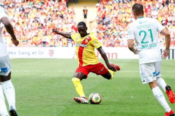 Deiver Machado of RC Lens shoots the ball during the Ligue 1 Uber Eats match between Lens and Saint Etienne at Stade Bollaert-Delelis on August 15,...