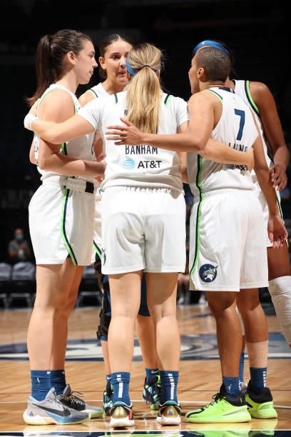 The Minnesota Lynx huddle during the game against the New York Liberty on August 15, 2021 at Target Center in Minneapolis, Minnesota. NOTE TO USER:...