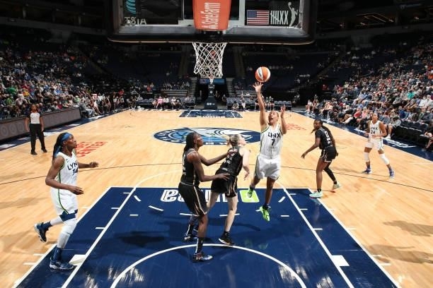 Layshia Clarendon of the Minnesota Lynx shoots the ball during the game against the New York Liberty on August 15, 2021 at Target Center in...