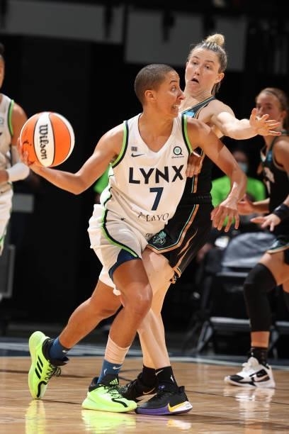 Layshia Clarendon of the Minnesota Lynx passes the ball during the game against the New York Liberty on August 15, 2021 at Target Center in...