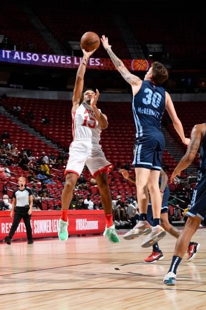 Jerome Robinson of the Chicago Bulls shoots the ball during the game against the Memphis Grizzlies during the 2021 Las Vegas Summer League on August...