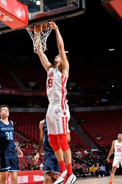 Marko Simonovic of the Chicago Bulls dunks during the game against the Memphis Grizzlies during the 2021 Las Vegas Summer League on August 15, 2021...