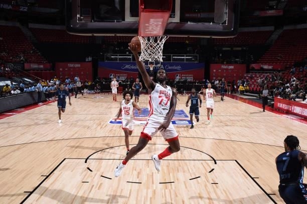 Simi Shittu of the Chicago Bulls shoots the ball during the game against the Memphis Grizzlies during the 2021 Las Vegas Summer League on August 15,...