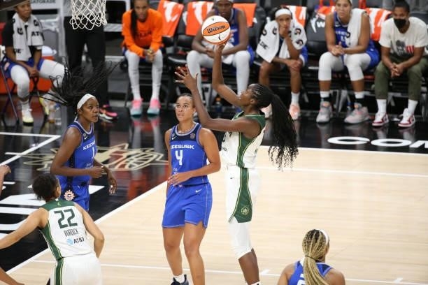 Ezi Magbegor of the Seattle Storm shoots the ball during the game against the Connecticut Sun during the WNBA Commissioner's Cup Game on August 12,...