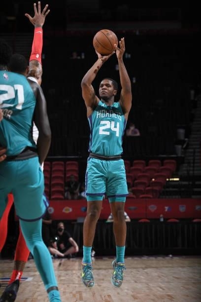 Kenny Williams of Charlotte Hornets shoots the ball against the Chicago Bulls during the 2021 Las Vegas Summer League on August 16, 2021 at the...