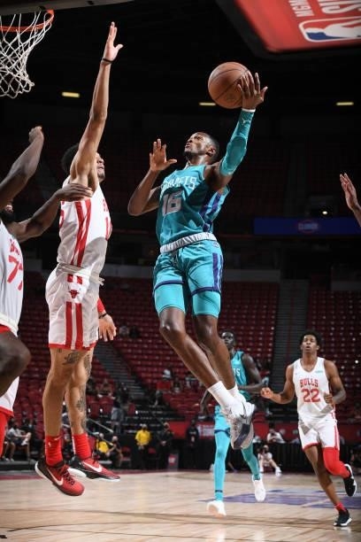 Scottie Lewis of Charlotte Hornets drives to the basket against the Chicago Bulls during the 2021 Las Vegas Summer League on August 16, 2021 at the...