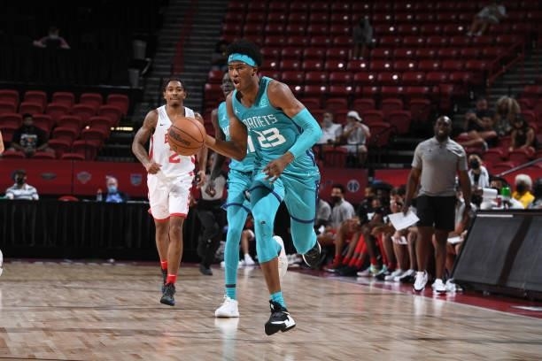 Kai Jones of the Charlotte Hornets dribbles the ball against the Chicago Bulls during the 2021 Las Vegas Summer League on August 16, 2021 at the...
