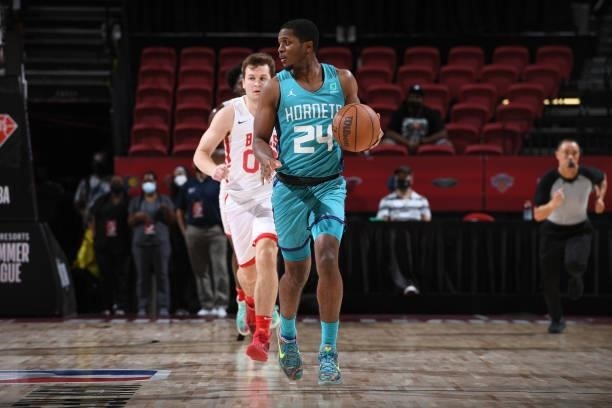 Kenny Williams of Charlotte Hornets dribbles the ball against the Chicago Bulls during the 2021 Las Vegas Summer League on August 16, 2021 at the...