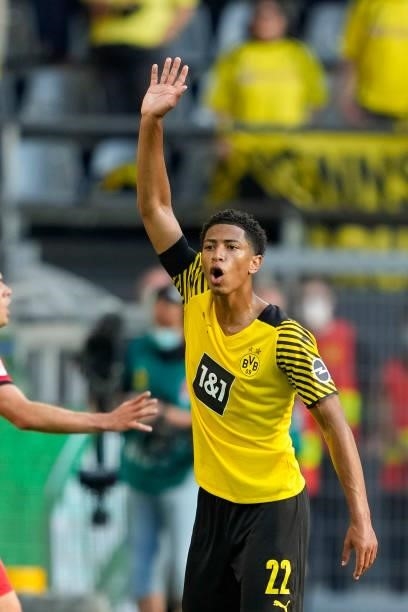 Jude Bellingham of Borussia Dortmund gestures during the Bundesliga match between Borussia Dortmund and Eintracht Frankfurt at Signal Iduna Park on...