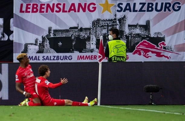 Brenden Aaronson of Salzburg celebrates his team's second goal with teammate Chukwubuike Adamu of Salzburg during the UEFA Champions League Play-Offs...