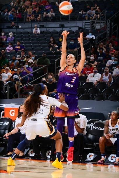 Diana Taurasi of the Phoenix Mercury shoots the ball during the game against the Indiana Fever on August 17, 2021 at Footprint Center in Phoenix,...
