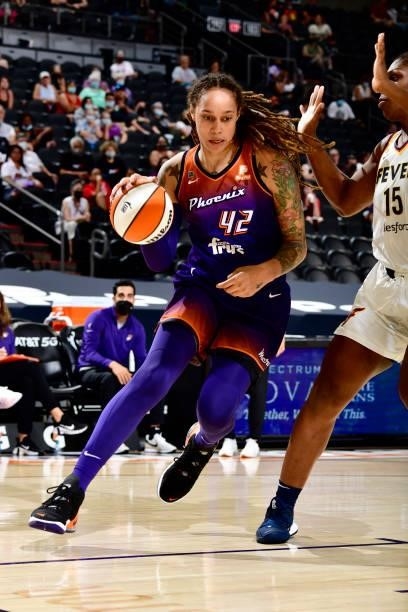 Brittney Griner of the Phoenix Mercury drives to the basket during the game against the Indiana Fever on August 17, 2021 at Footprint Center in...