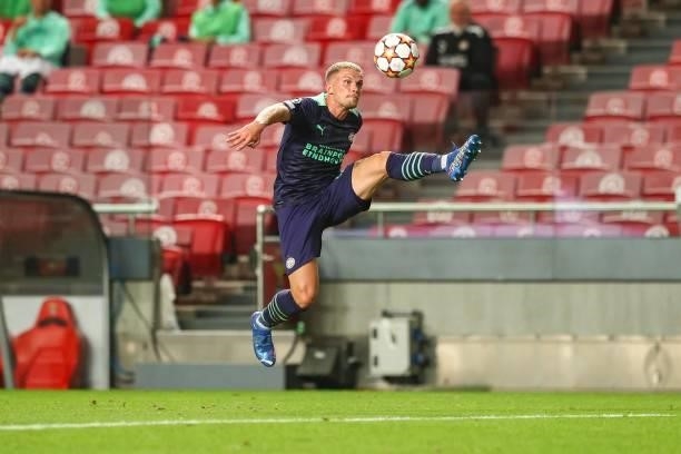 Philipp Max of PSV Eindhoven during the UEFA Champions League Play-Offs Leg One match between SL Benfica and PSV Eindhoven at Estadio da Luz on...