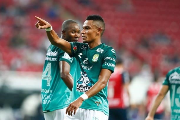 William Tesillo of Leon celebrates after scoring the first goal of his team during the 5th round match between Chivas and Leon as part of the Torneo...