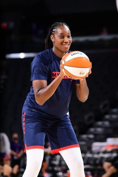 Tina Charles of the Washington Mystics warms up before the game against the Phoenix Mercury on August 19, 2021 at Phoenix Suns Arena in Phoenix,...