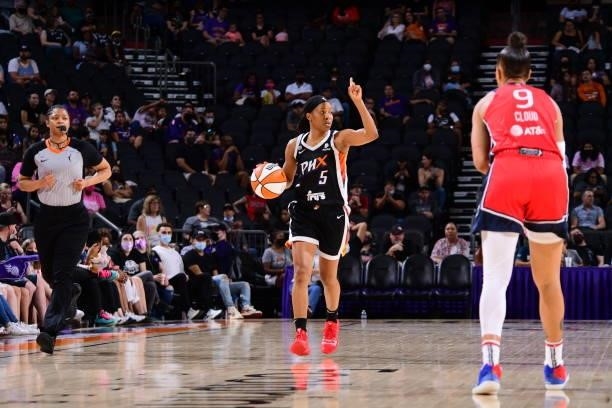 Shey Peddy of the Phoenix Mercury calls play during the game against the Washington Mystics on August 19, 2021 at Phoenix Suns Arena in Phoenix,...