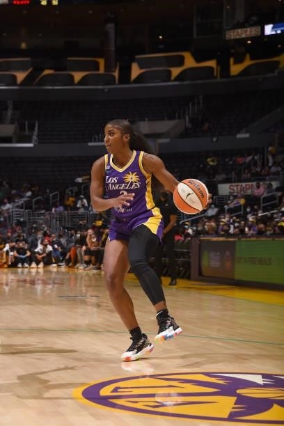 Te'a Cooper of the Los Angeles Sparks handles the ball during the game against the Atlanta Dream on August 19, 2021 at the Staples Center in Los...