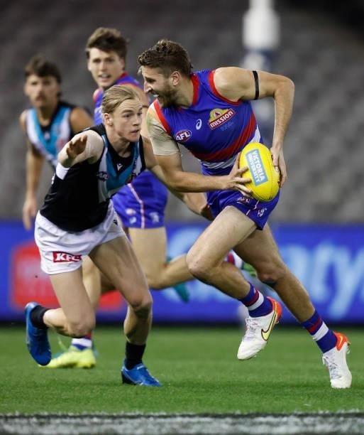 Marcus Bontempelli of the Bulldogs in action during the 2021 AFL Round 23 match between the Western Bulldogs and the Port Adelaide Power at Marvel...