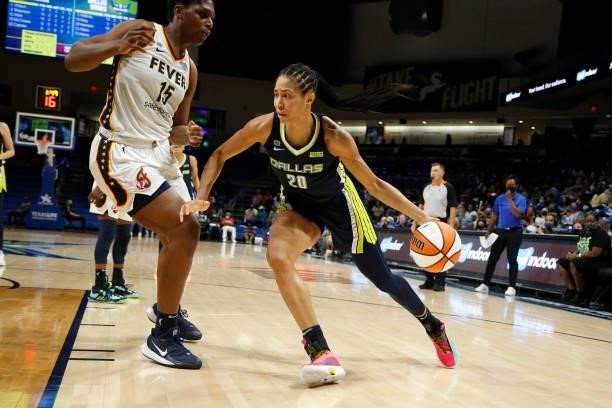 Isabelle Harrison of the Dallas Wings drives to the basket during the game against the Indiana Fever on August 20, 2021 at the College Park Center in...