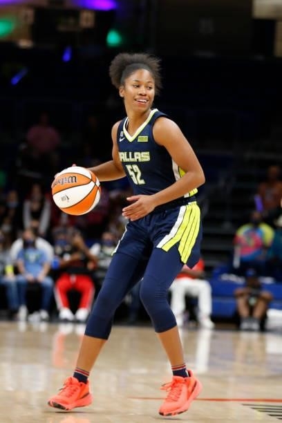 Tyasha Harris of the Dallas Wings handles the ball during the game against the Indiana Fever on August 20, 2021 at the College Park Center in...