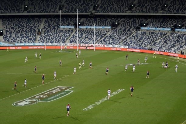 General view during the 2021 AFL Round 23 match between the Geelong Cats and the Melbourne Demons at GMHBA Stadium on August 21, 2021 in Geelong,...