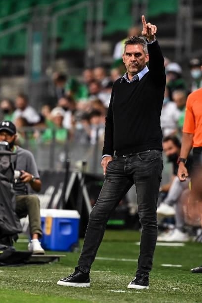 Jocelyn GOURVENNEC head coach of Lille during the French Ligue 1 Uber Eats soccer match between Saint Etienne and Lille at Stade Geoffroy-Guichard on...