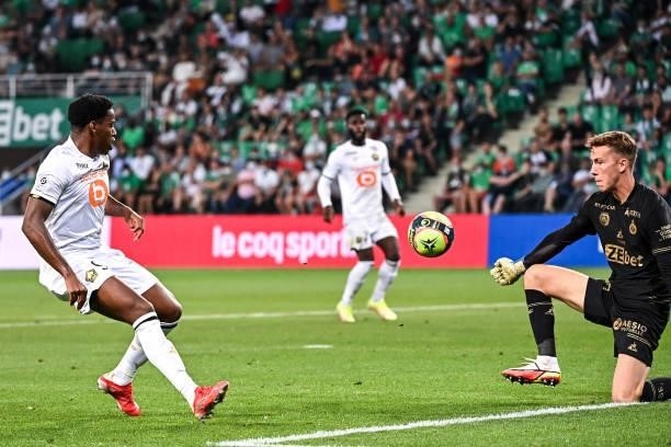 Jonathan DAVID of Lille and Etienne GREEN of Saint Etienne during the French Ligue 1 Uber Eats soccer match between Saint Etienne and Lille at Stade...