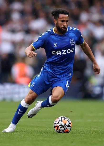 Andros Townsend of Everton during the Premier League match between Leeds United and Everton at Elland Road on August 21, 2021 in Leeds, England.