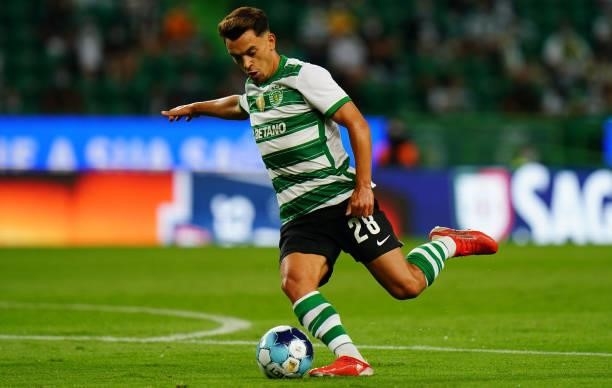 Pedro Goncalves of Sporting CP in action during the Liga Bwin match between Sporting CP and Belenenses SAD at Estadio Jose Alvalade on August 21,...