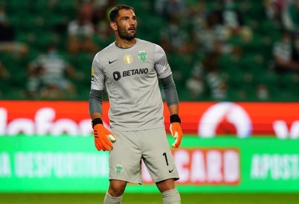 Antonio Adan of Sporting CP during the Liga Bwin match between Sporting CP and Belenenses SAD at Estadio Jose Alvalade on August 21, 2021 in Lisbon,...