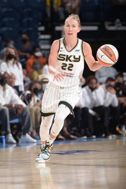 Courtney Vandersloot of the Chicago Sky dribbles the ball during the game against the Minnesota Lynx on August 21, 2021 at the Wintrust Arena in...