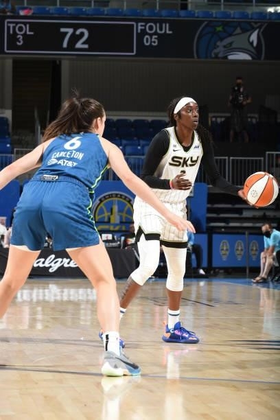 Bridget Carleton of the Minnesota Lynx plays defense on Kahleah Copper of the Chicago Sky on August 21, 2021 at the Wintrust Arena in Chicago,...