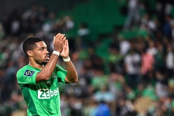 Arnaud NORDIN of Saint Etienne salutes the fans after the French Ligue 1 Uber Eats soccer match between Saint Etienne and Lille at Stade...