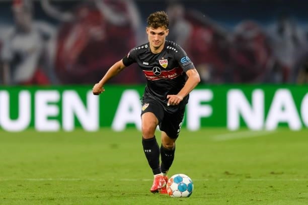Mateo Klimowicz of VfB Stuttgart controls the ball during the Bundesliga match between RB Leipzig and VfB Stuttgart at Red Bull Arena on August 20,...