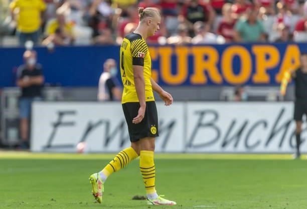 Erling Haaland of Borussia Dortmund looks dejected during the Bundesliga match between Sport-Club Freiburg and Borussia Dortmund at SC-Stadion on...