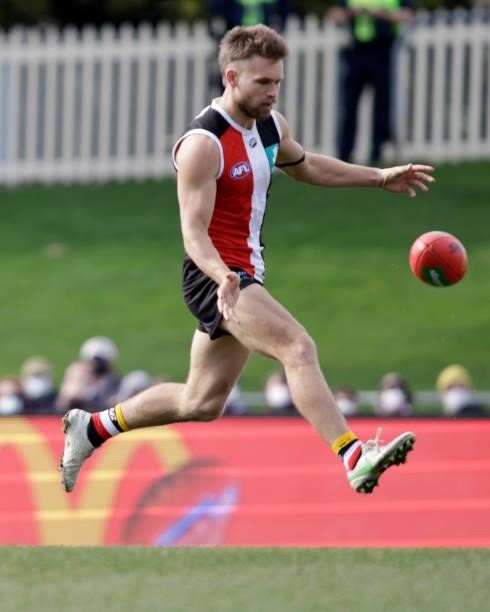 Dan Butler of the Saints kicks the ball during the 2021 AFL Round 23 match between the St Kilda Saints and the Fremantle Dockers at Blundstone Arena...