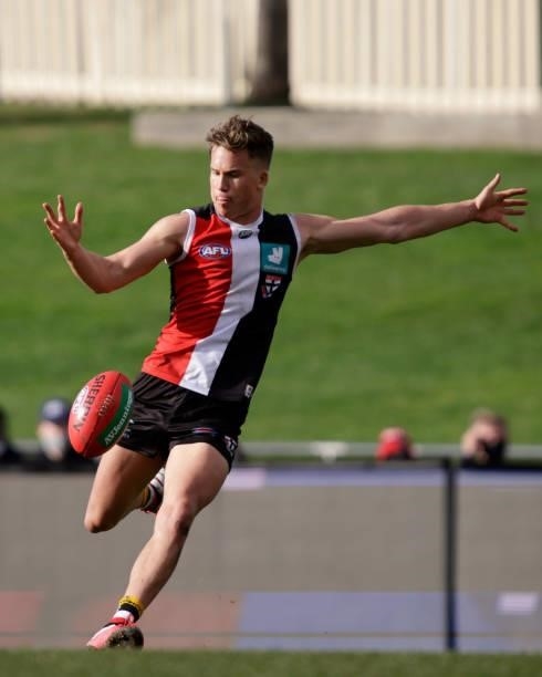 Jack Bytel of the Saints kicks the ball during the 2021 AFL Round 23 match between the St Kilda Saints and the Fremantle Dockers at Blundstone Arena...