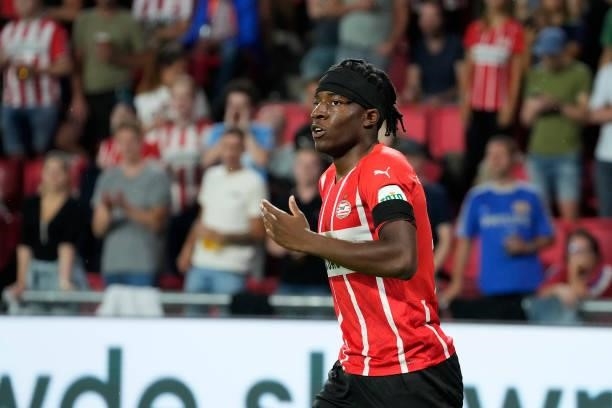 Noni Madueke of PSV celebrates 3-0 during the Dutch Eredivisie match between PSV v SC Cambuur at the Philips Stadium on August 21, 2021 in Eindhoven...
