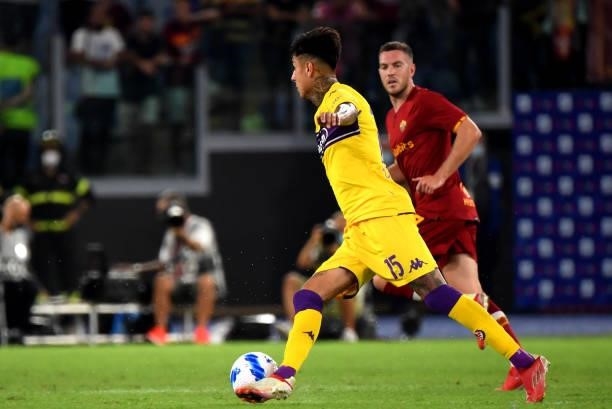 Erick Pulgar of ACF Fiorentina in action ,during the Serie A match between AS Roma v ACF Fiorentina at Stadio Olimpico on August 22, 2021 in Rome,...