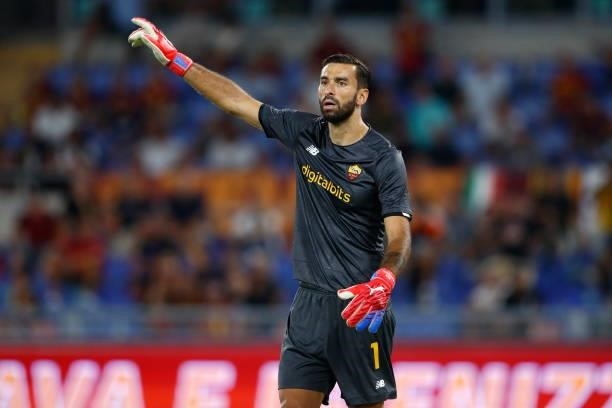 Rui Patricio of AS Roma gestures during the Serie A match between AS Roma and ACF Fiorentina at Stadio Olimpico on August 22, 2021 in Rome, Italy.