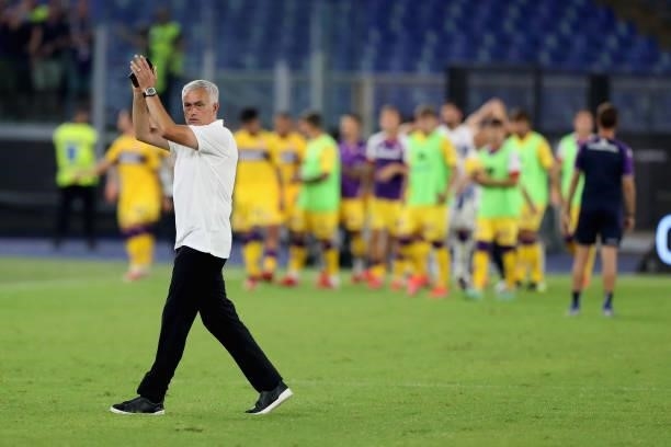 Roma head coach Jose' Mourinho greets the fans after the Serie A match between AS Roma v ACF Fiorentina at Stadio Olimpico on August 22, 2021 in...