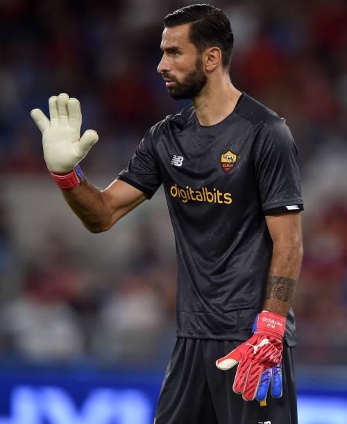 Rui Patrício of AS Roma gestures during the Serie A match between AS Roma and ACF Fiorentina at Stadio Olimpico on August 22, 2021 in Rome, Italy.