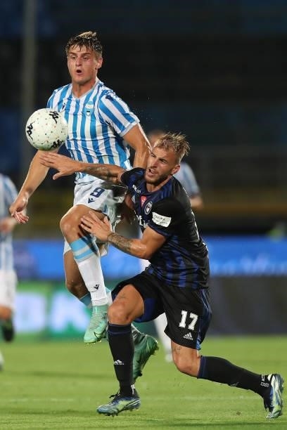 Lorenzo Colombo of SPAL in action against Giuseppe Sibilli of Pisa Calcio during the SERIE B match between Pisa Calcio and SPAL at Arena Garibaldi on...