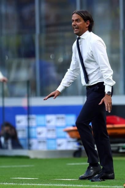 Simone Inzaghi, head coach of FC Internazionale looks on during the Serie A match between FC Internazionale and Genoa CFC at Stadio Giuseppe Meazza...