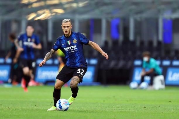 Federico Dimarco of FC Internazionale controls the ball during the Serie A match between FC Internazionale and Genoa CFC at Stadio Giuseppe Meazza on...