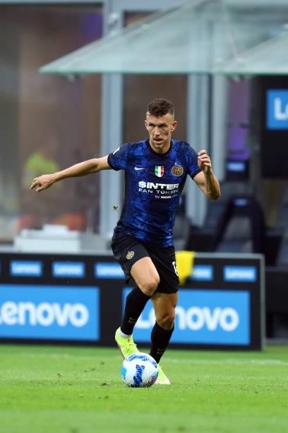 Ivan Perisic of FC Internazionale controls the ball during the Serie A match between FC Internazionale and Genoa CFC at Stadio Giuseppe Meazza on...