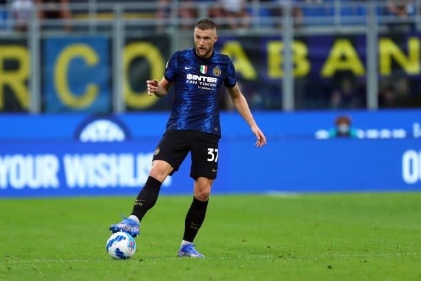 Milan Skriniar of FC Internazionale controls the ball during the Serie A match between FC Internazionale and Genoa CFC at Stadio Giuseppe Meazza on...